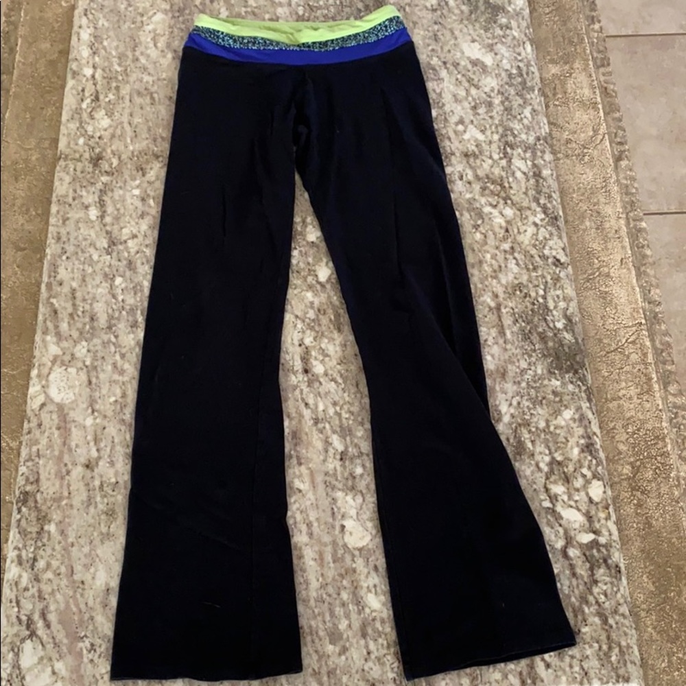 Yoga pants/ leggings